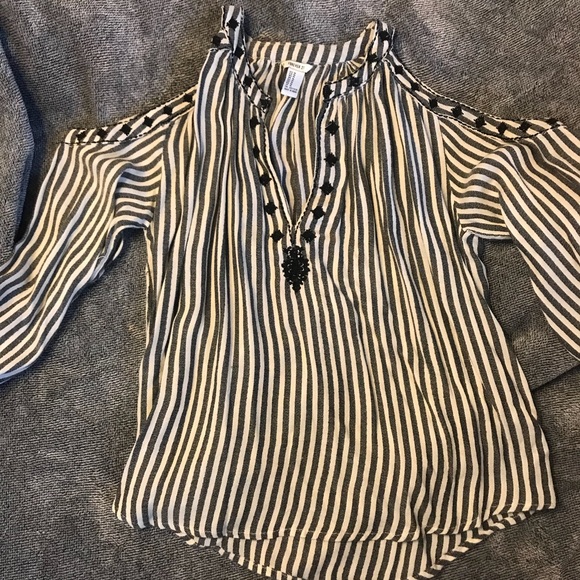 Forever 21 Tops - Stripe Cold Shoulder Top